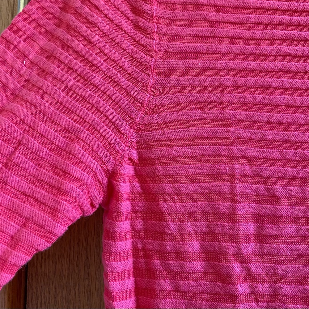 LOFT • Beautiful Lipstick Pink Subtle Stripe Top - Size M - Picture 10 of 14
